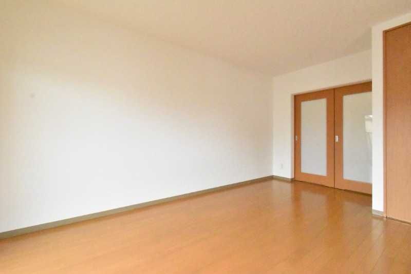 ��ʌ�����s�厚������̃}���V�����̋��ԁE���r���O