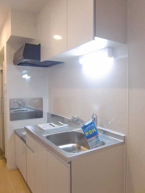 ��ʌ������s��ʖ�̃A�p�[�g�̃L�b�`��