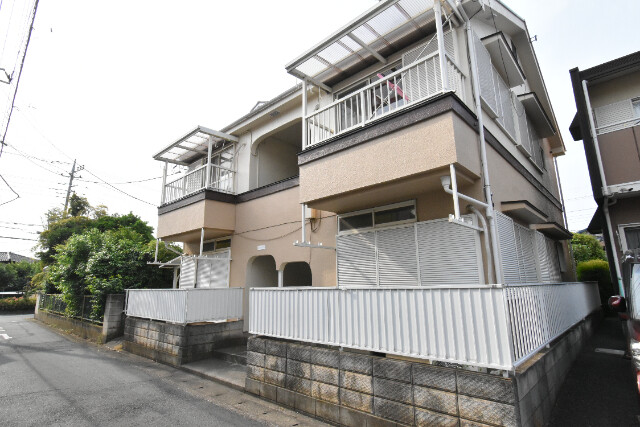 ��ʌ��������܎s��{��O���R���ڂ̃A�p�[�g�̌����O��