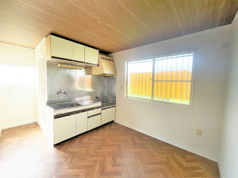 ��ʌ��������܎s��{��O���R���ڂ̃A�p�[�g�̃L�b�`��