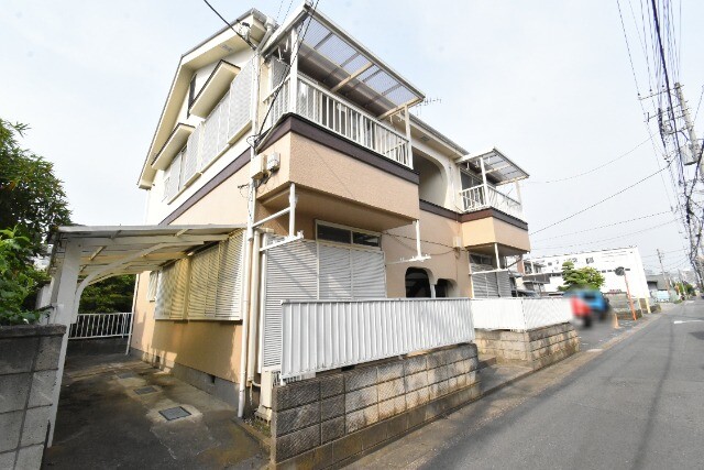 ��ʌ��������܎s��{��O���R����174-1�̃A�p�[�g�̌����O��