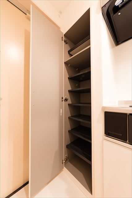 ��ʌ��������܎s��΋擌��΂R���ڂ̃A�p�[�g�̌���