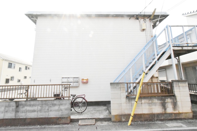 ��ʌ��������܎s��{��㏬���̃A�p�[�g�̃G���g�����X