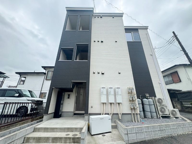 ��ʌ���z�s�厚����92-9�̃A�p�[�g�̌����O��