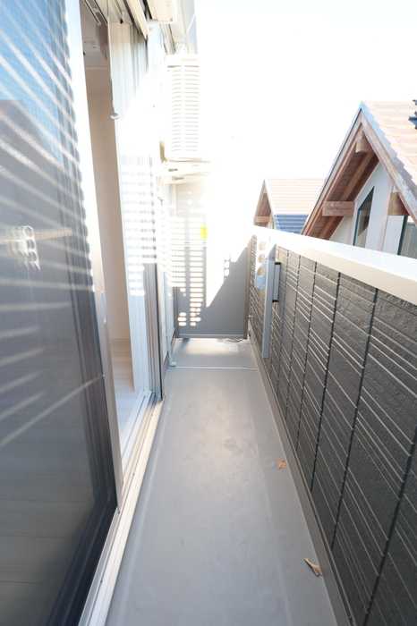 ��ʌ��������܎s��{��x�̓����P���ڂ̃A�p�[�g�̃o���R�j�[