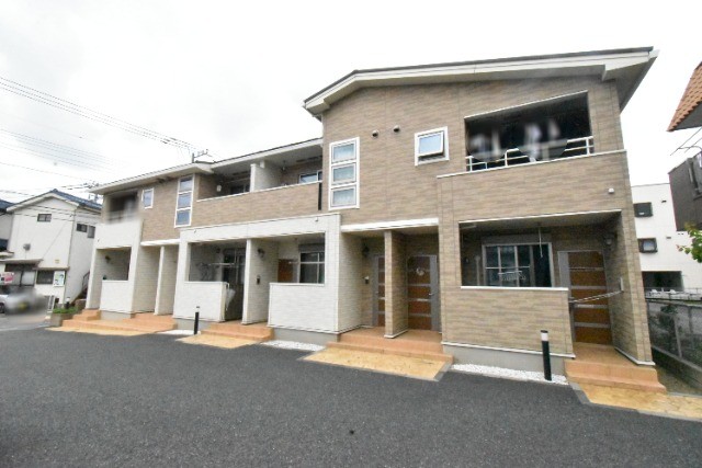 ��ʌ�����s�˒�����7-19�̃A�p�[�g�̌����O��