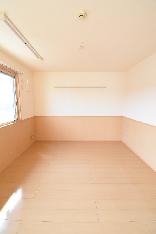 ��ʌ��������܎s�k��g�쒬�P���ڂ̃A�p�[�g�̂��̑������E�X�y�[�X