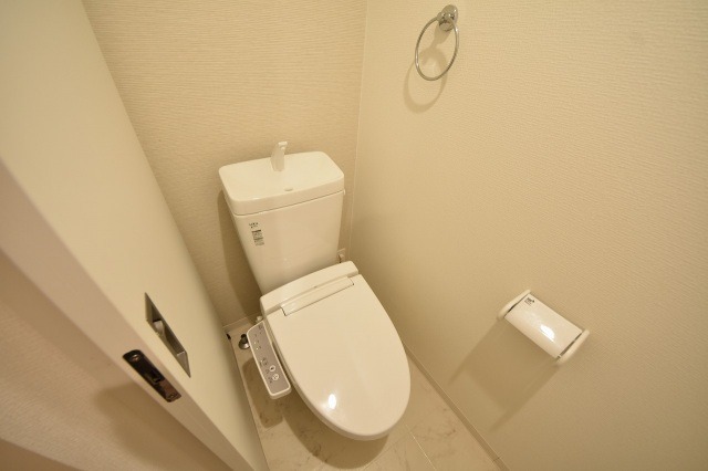 ��ʌ�����s����R���ڂ̃A�p�[�g�̃g�C��