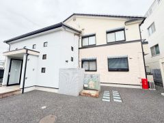 ��ʌ�����s�����R����15-4�̃A�p�[�g�̌����O��