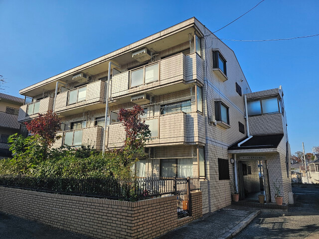 ��ʌ��������܎s������厚�쒆�ۂ̃}���V�����̌����O��