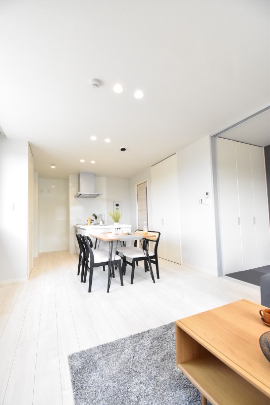 ��ʌ��������܎s�΋�����R���ڂ̃}���V�����̋��ԁE���r���O