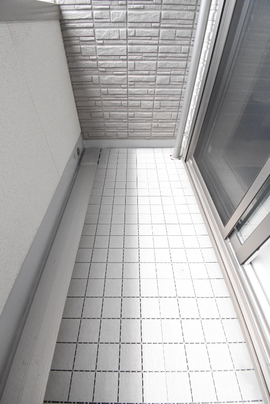 ��ʌ��������܎s�΋�����R���ڂ̃}���V�����̃o���R�j�[