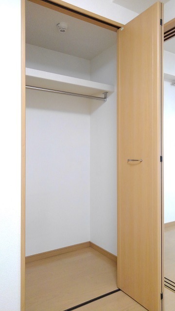 ��ʌ��t�����s�����P���ڂ̃}���V�����̎��[