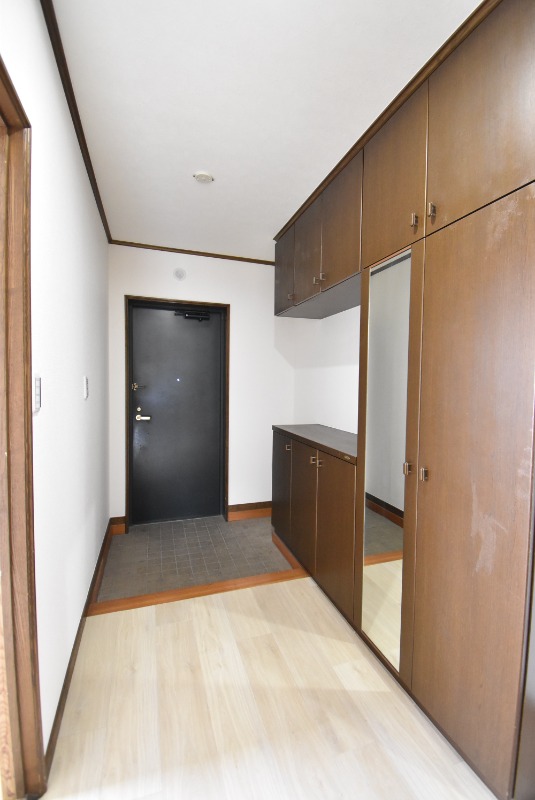 ��ʌ�����s������S���ڂ̃}���V�����̌���