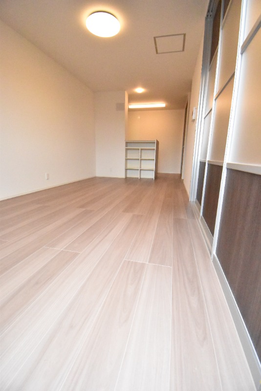 ��ʌ��������܎s��{��听���R���ڂ̃A�p�[�g�̋��ԁE���r���O