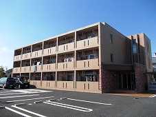 ��ʌ�����s�厚�̉Ƃ̃}���V�����̌����O��