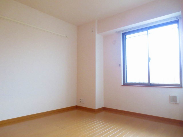 ��ʌ�����s�厚�̉Ƃ̃}���V�����̂��̑������E�X�y�[�X