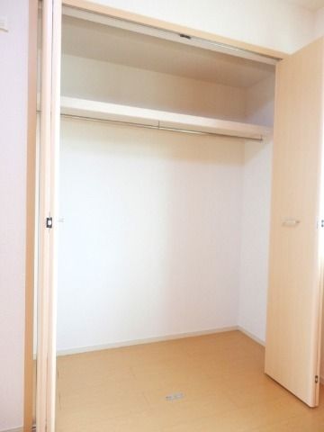 ��ʌ��z�J�s���C�N�^�E���V���ڂ̃A�p�[�g�̎��[