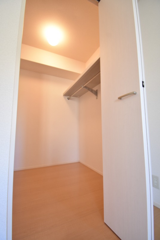 ��ʌ��������܎s�΋擹�c�y�R���ڂ̃A�p�[�g�̎��[