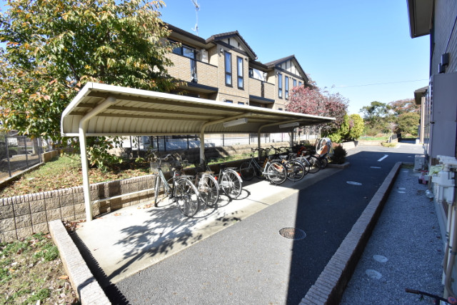 ��ʌ��������܎s�΋擹�c�y�R���ڂ̃A�p�[�g�̂��̑�