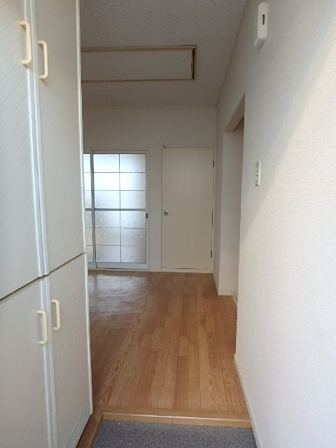 ��ʌ��������܎s��{����ؒ��S���ڂ̃A�p�[�g�̌���