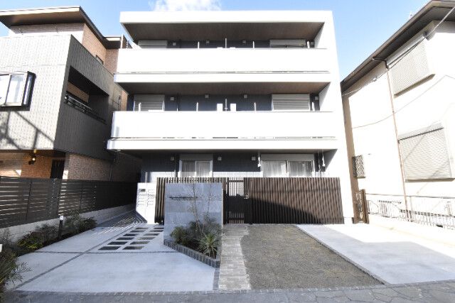 ��ʌ��������܎s������㗎���U����12-2�̃}���V�����̌����O��