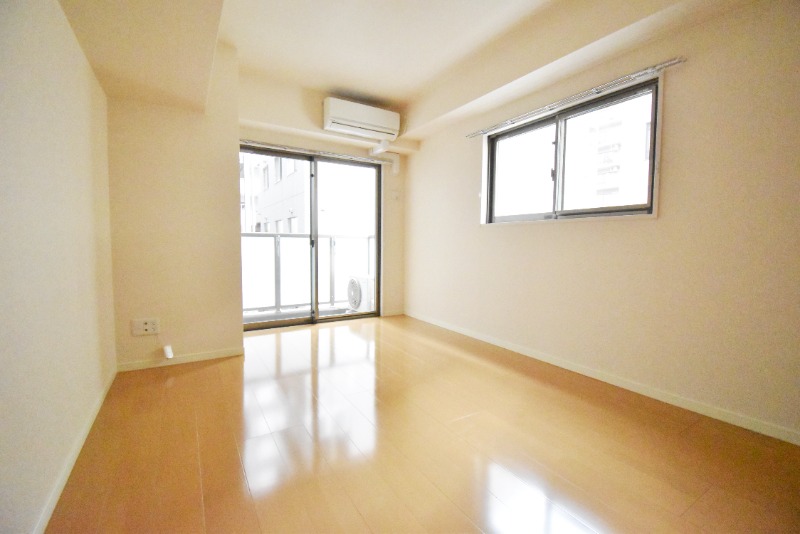 ��ʌ��z�J�s��z�J�S���ڂ̃}���V�����̋��ԁE���r���O