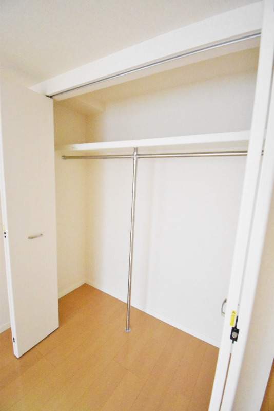 ��ʌ��z�J�s��z�J�S���ڂ̃}���V�����̎��[