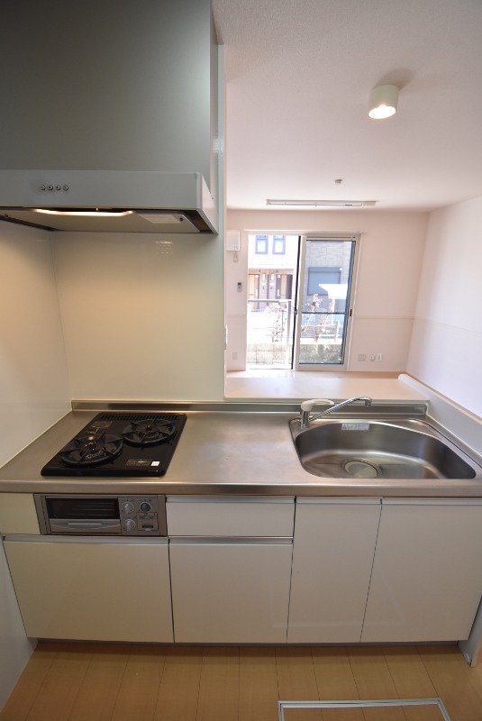 ��ʌ��������܎s�΋擹�c�y�R���ڂ̃A�p�[�g�̃L�b�`��