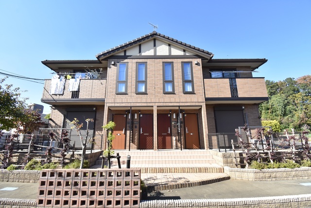 ��ʌ��������܎s�΋擹�c�y�R����10-27�̃A�p�[�g�̌����O��