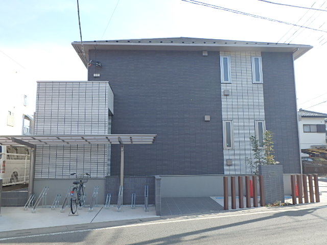 ��ʌ��������܎s����厚���v��828-1�̃A�p�[�g�̌����O��