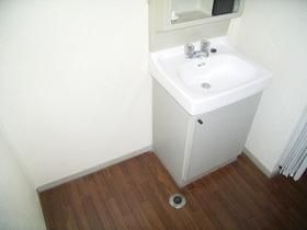 ��ʌ��������܎s������厚����O�̃A�p�[�g�̐��ʏ�