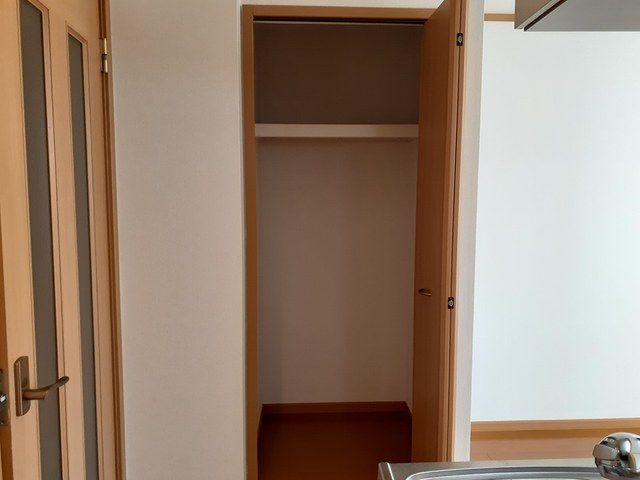 ��ʌ�����s���L�P���ڂ̃A�p�[�g�̎��[