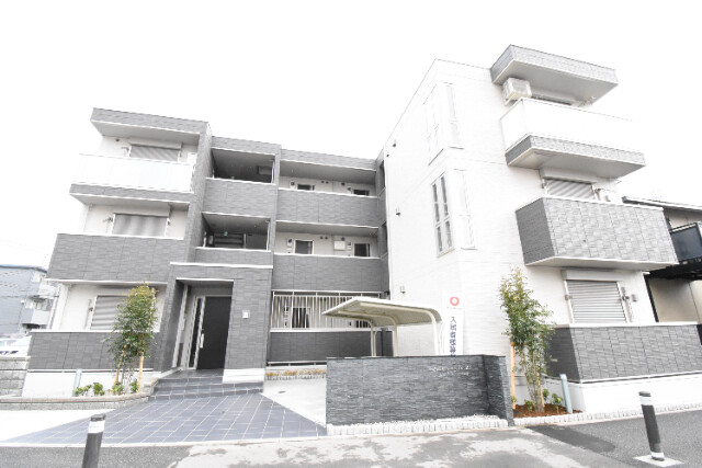 ��ʌ��������܎s������㗎���T����13-9�̃A�p�[�g�̌����O��