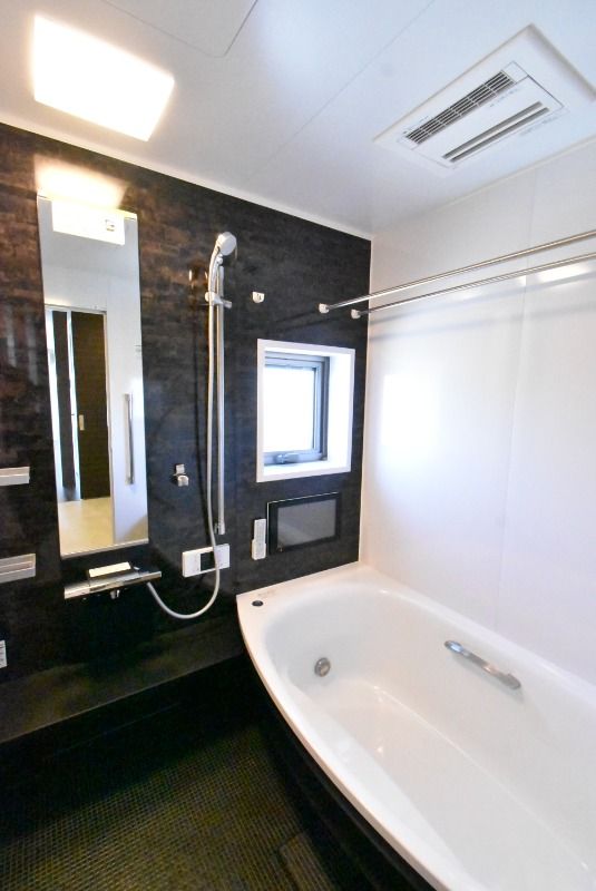 ��ʌ��������܎s�Y�a���؍�R���ڂ̃}���V�����̃o�X