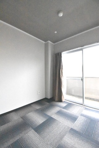 ��ʌ�����s�厚�ؑ]�C�̃}���V�����̂��̑������E�X�y�[�X