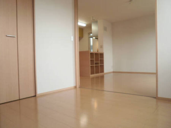 ��ʌ��������܎s�΋擹�c�y�Q���ڂ̃A�p�[�g�̂��̑������E�X�y�[�X