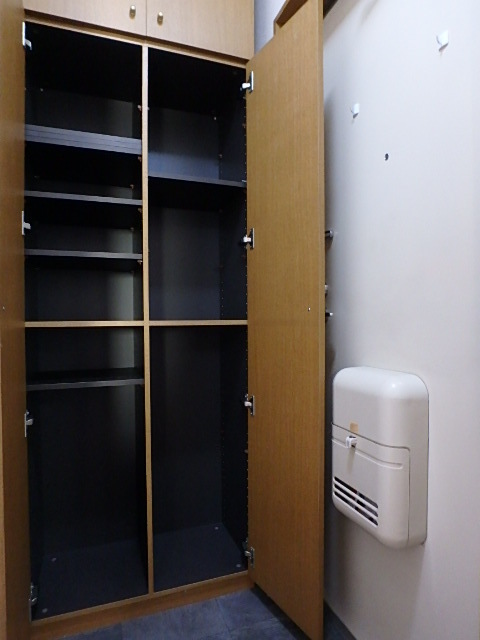 ��ʌ��������܎s��{��O���P���ڂ̃A�p�[�g�̌���