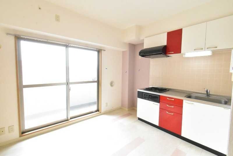 ��ʌ��z�J�s��z�J�S���ڂ̃}���V�����̋��ԁE���r���O