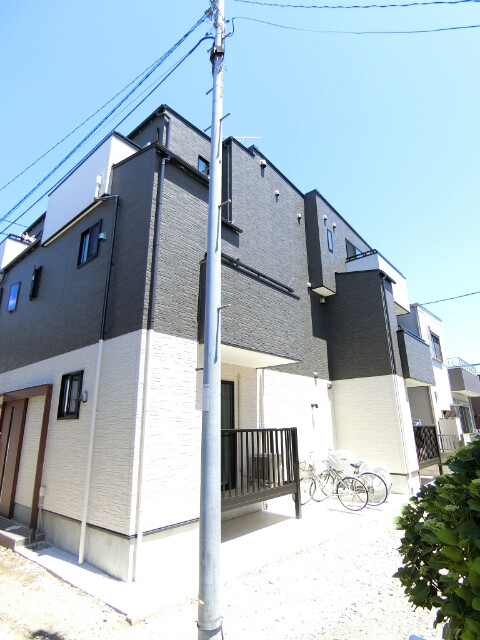 ��ʌ������s���v��̃A�p�[�g�̌����O��