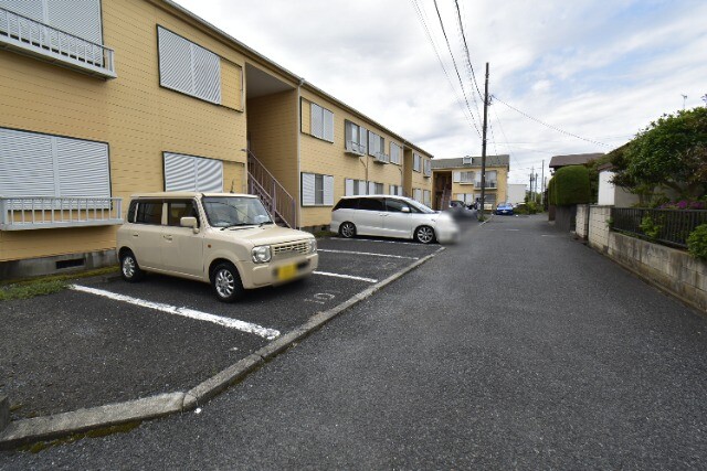 ��ʌ��������܎s��΋搼���S���ڂ̃A�p�[�g�̒��ԏ�