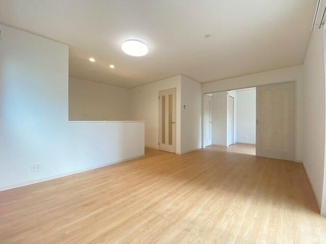 ��ʌ�����s�厚���s�̍��݂̈�ˌ��Ă̋����E���r���O