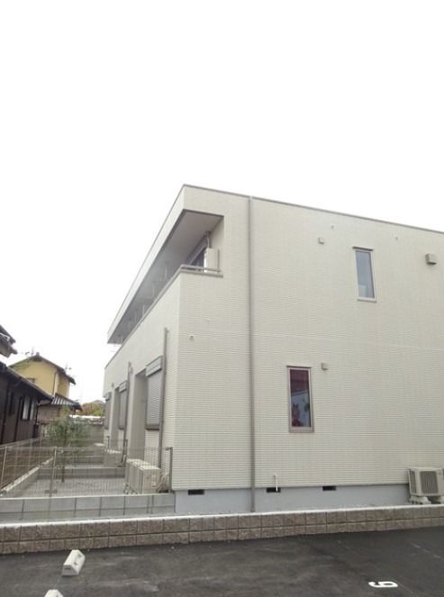 ��ʌ��߃����s�厚�ܖ����J15-4�̃}���V�����̌����O��