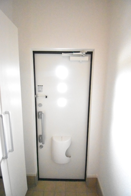 ��ʌ�����s����R���ڂ̃A�p�[�g�̌���