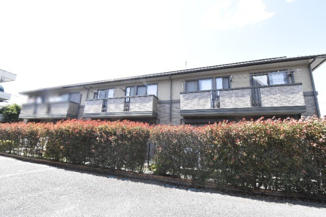 ��ʌ��������܎s�k����i���Q���ڂ̃A�p�[�g�̃G���g�����X