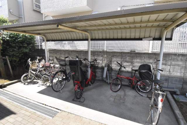 ��ʌ��������܎s�k����i���Q���ڂ̃A�p�[�g�̂��̑�