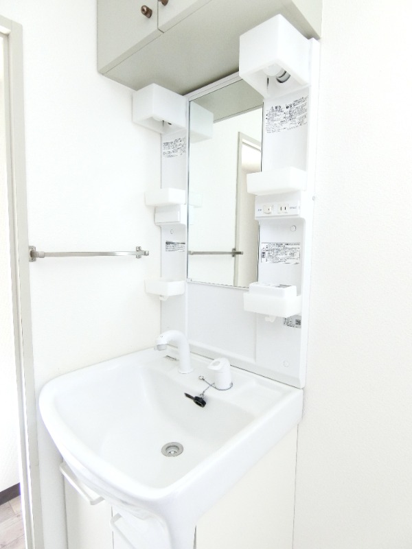 ��ʌ��������܎s��{�擌���Q���ڂ̃}���V�����̐��ʏ�