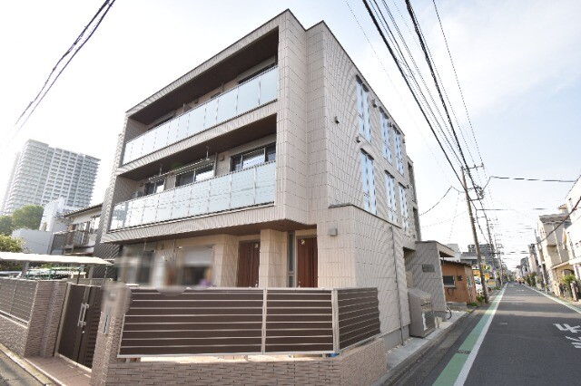 ��ʌ��������܎s��{���Ԓ��P���ڂ̃}���V�����̌����O��