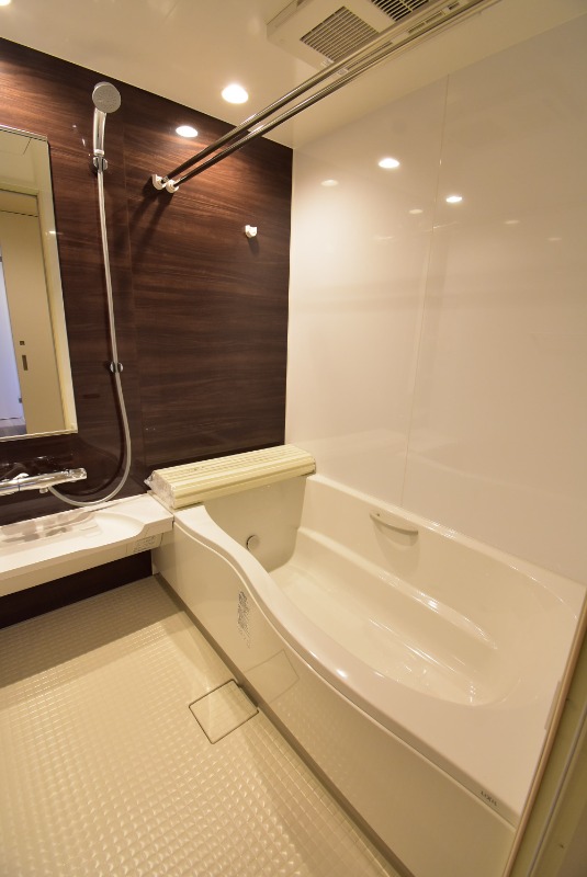 ��ʌ��������܎s��{���Ԓ��P���ڂ̃}���V�����̃o�X