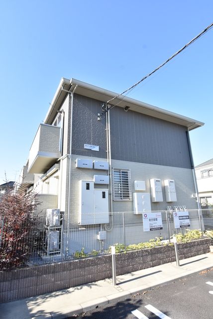 ��ʌ��������܎s�΋�厚�O��1082-1�̃A�p�[�g�̌����O��